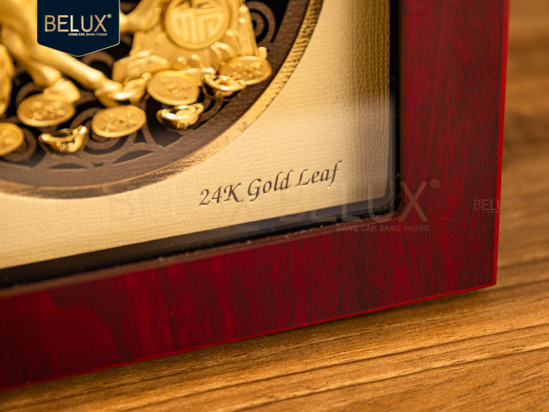 Tranh mã đáo thành công dát vàng 24k 20x20cm